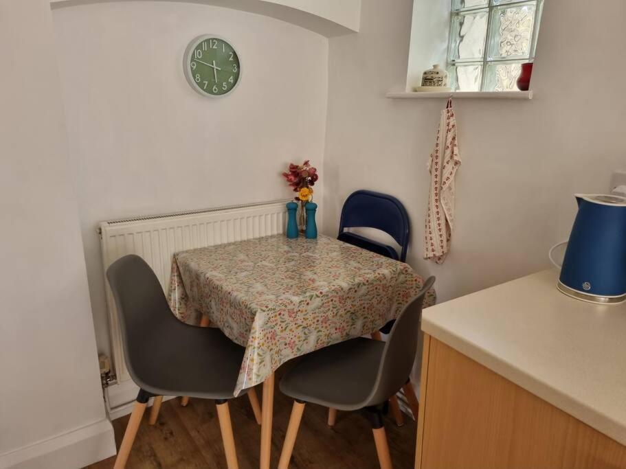 Cheerful Two Bedroom Cottage In The Forest Of Dean Lydbrook Экстерьер фото